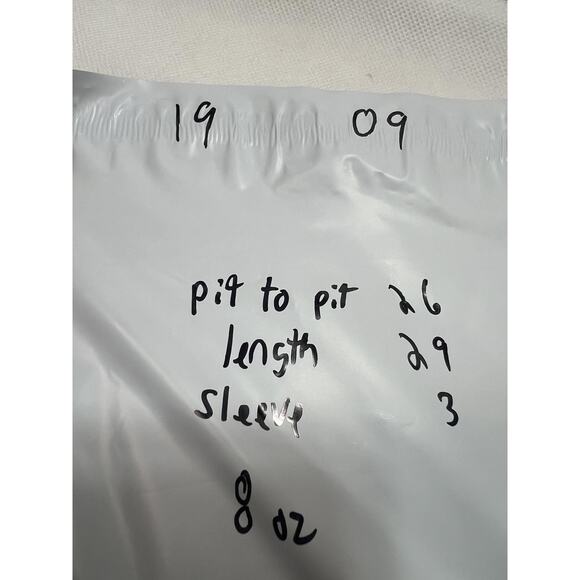 Marc Ecko T-Shirt Men’s Size XXL V-Neck Purple Cut Sew Large Logo Graphic Tee - Picture 14 of 14